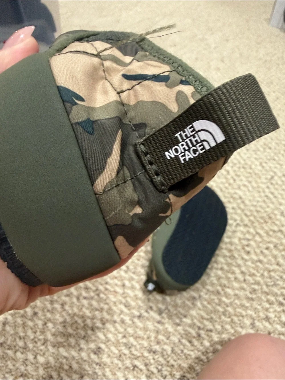 The North Face Kids Camo Quilted Slip-On Slippers - Olive/Tan/Black